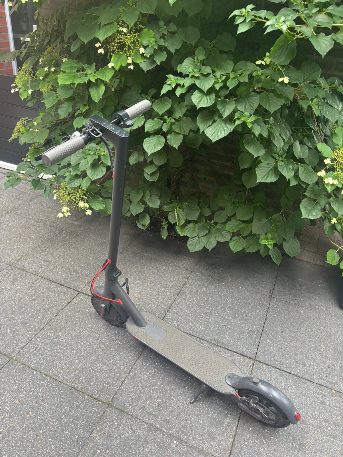 Elektrische step, Fietsen en Brommers, Steps, Ophalen, Zo goed als nieuw, Elektrische step (E-scooter)