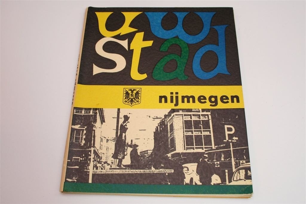 Uw Stad, Nijmegen [1966] — Fotoboek met Oude Advertenties, Ophalen of Verzenden, Gelezen