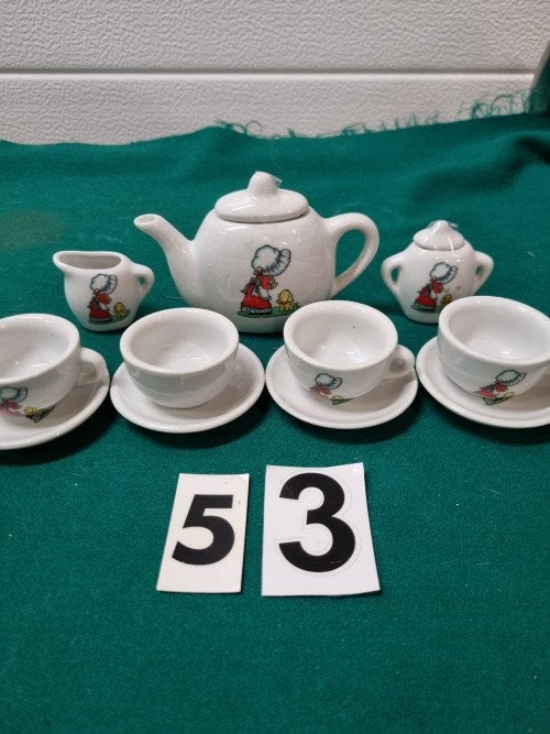 mini servies meisje met hond, Ophalen of Verzenden