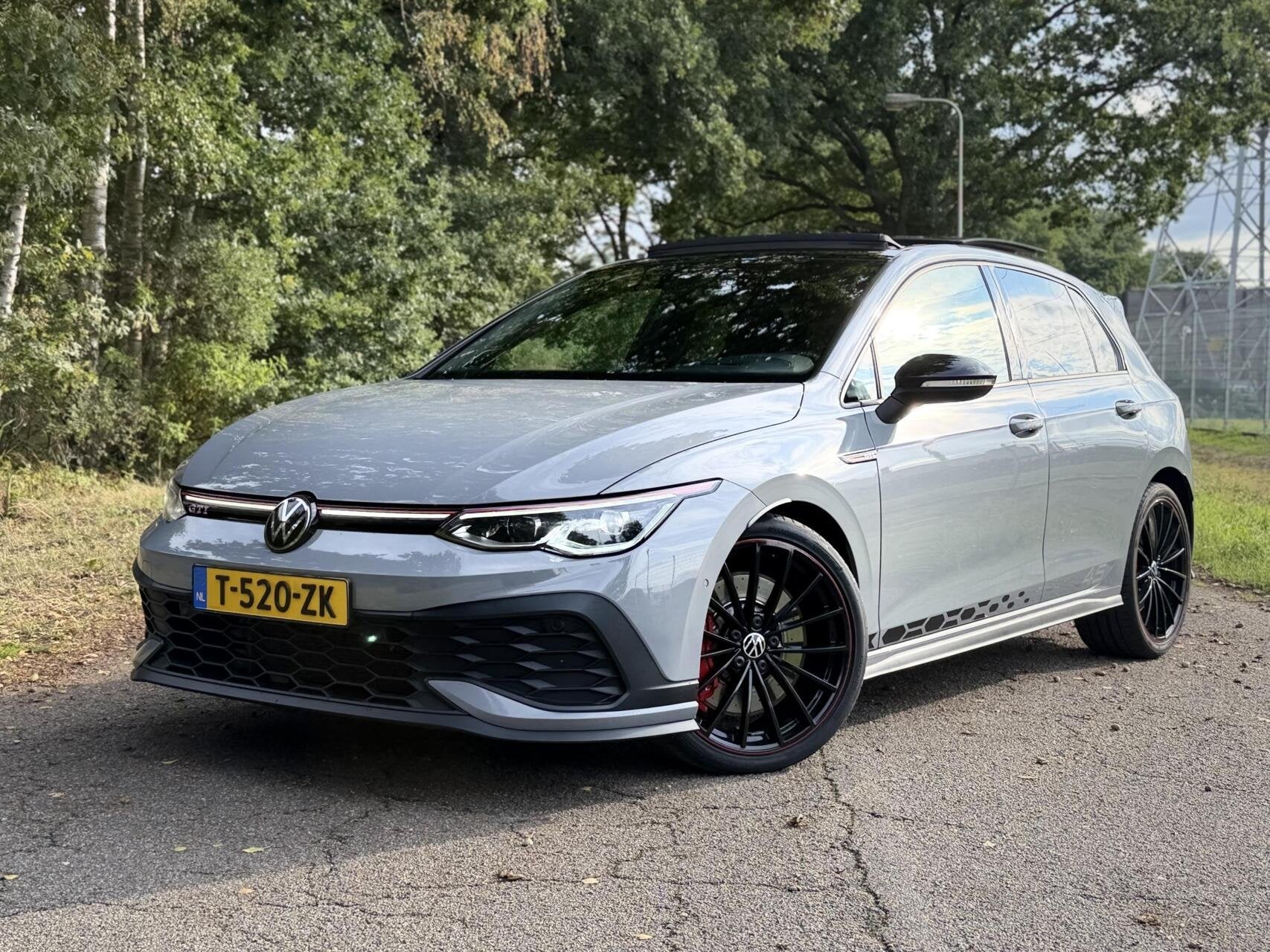VW Golf 8 GTI Clubsport 45 JAHRE | AKRA | HUD | IQ | H/K ☑, Gebruikt, Euro 6, 4 cilinders, Golf
