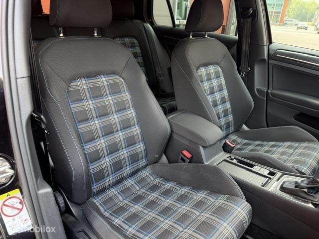 Foto 24 van Volkswagen Golf 1.4 TSI PHEV GTE BJ 12-12-2018 KM NAP EXTR