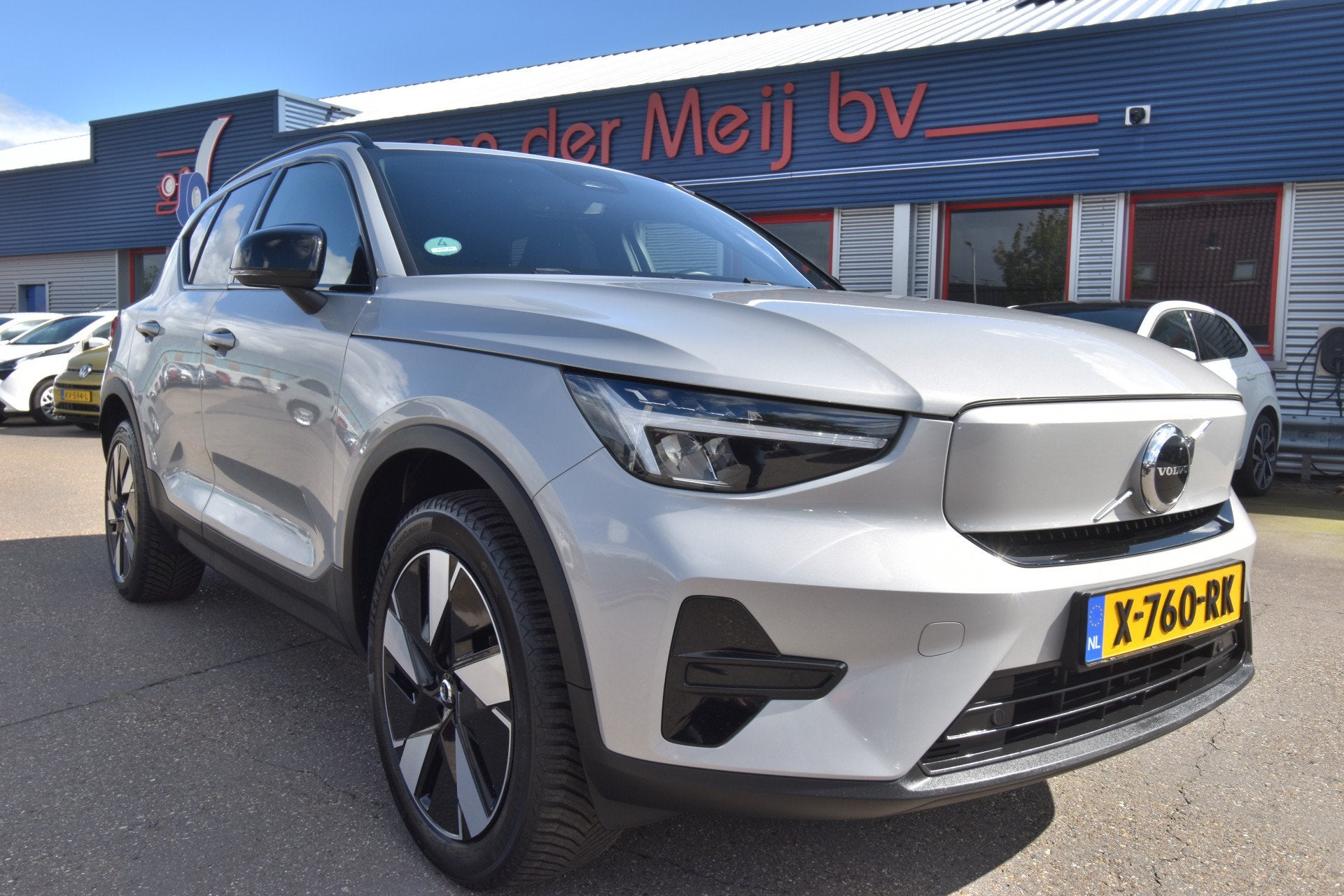 Volvo XC40 Single Motor Core 69 kWh , SOH 94.1 % , SUPER NET, Automaat, Gebruikt, Zwart, Origineel Nederlands