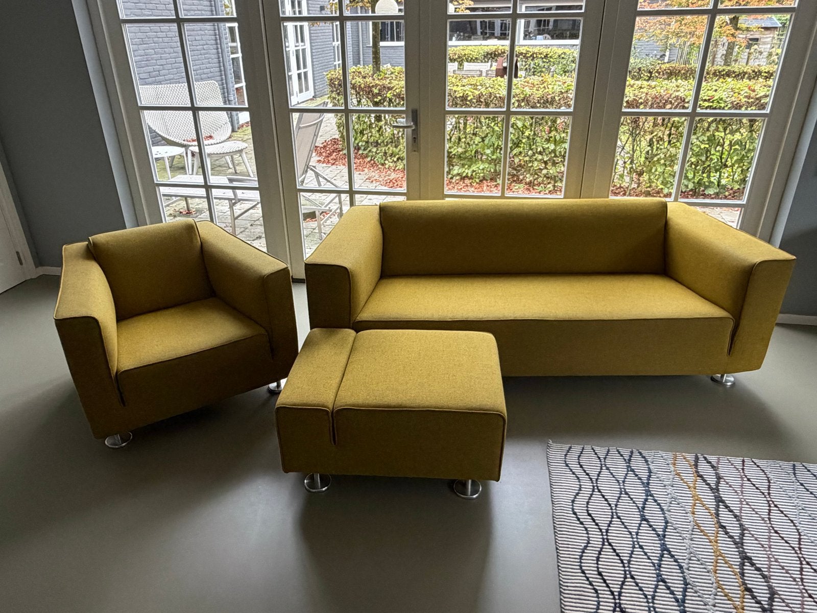 Design on Stock Blizz 2,5-zitsbank, fauteuil en poef. Groen, Ophalen, Modern design, Gebruikt, Driepersoons