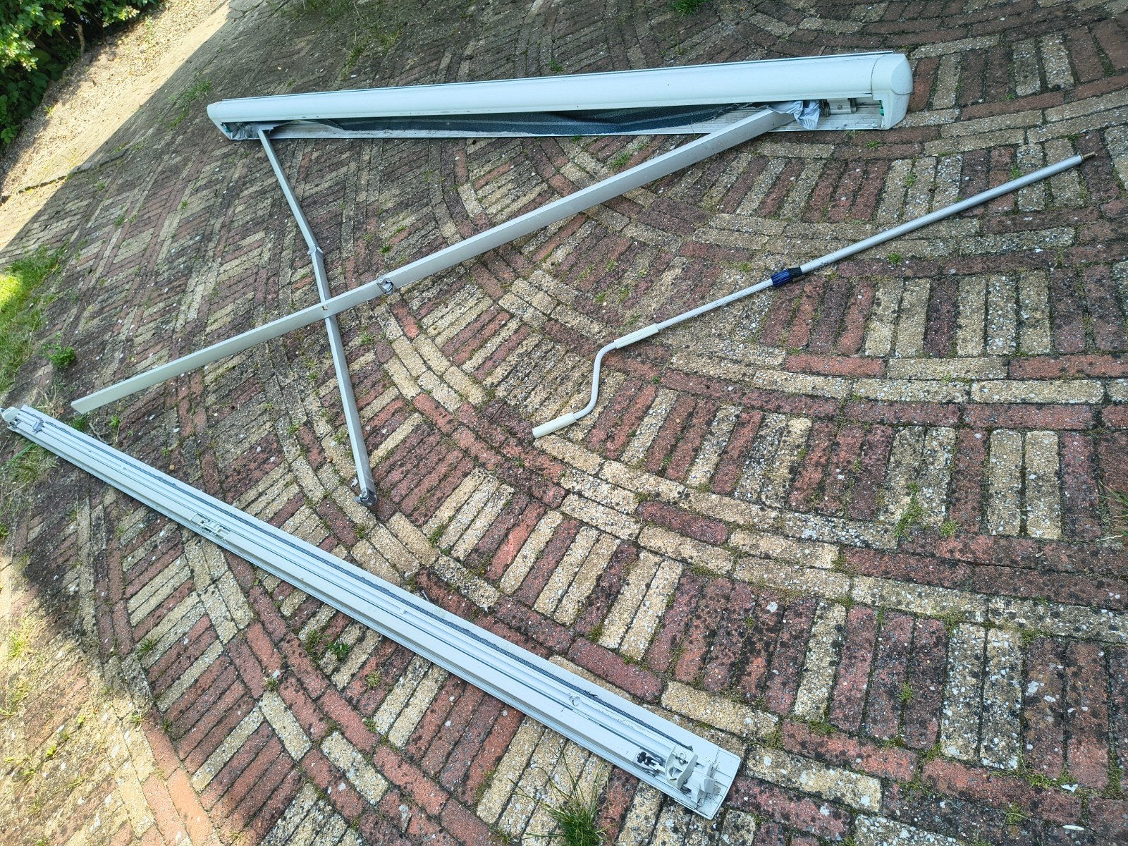 Thule Omnistor luifel 300x250 cm - Stormschade!, Ophalen, Gebruikt