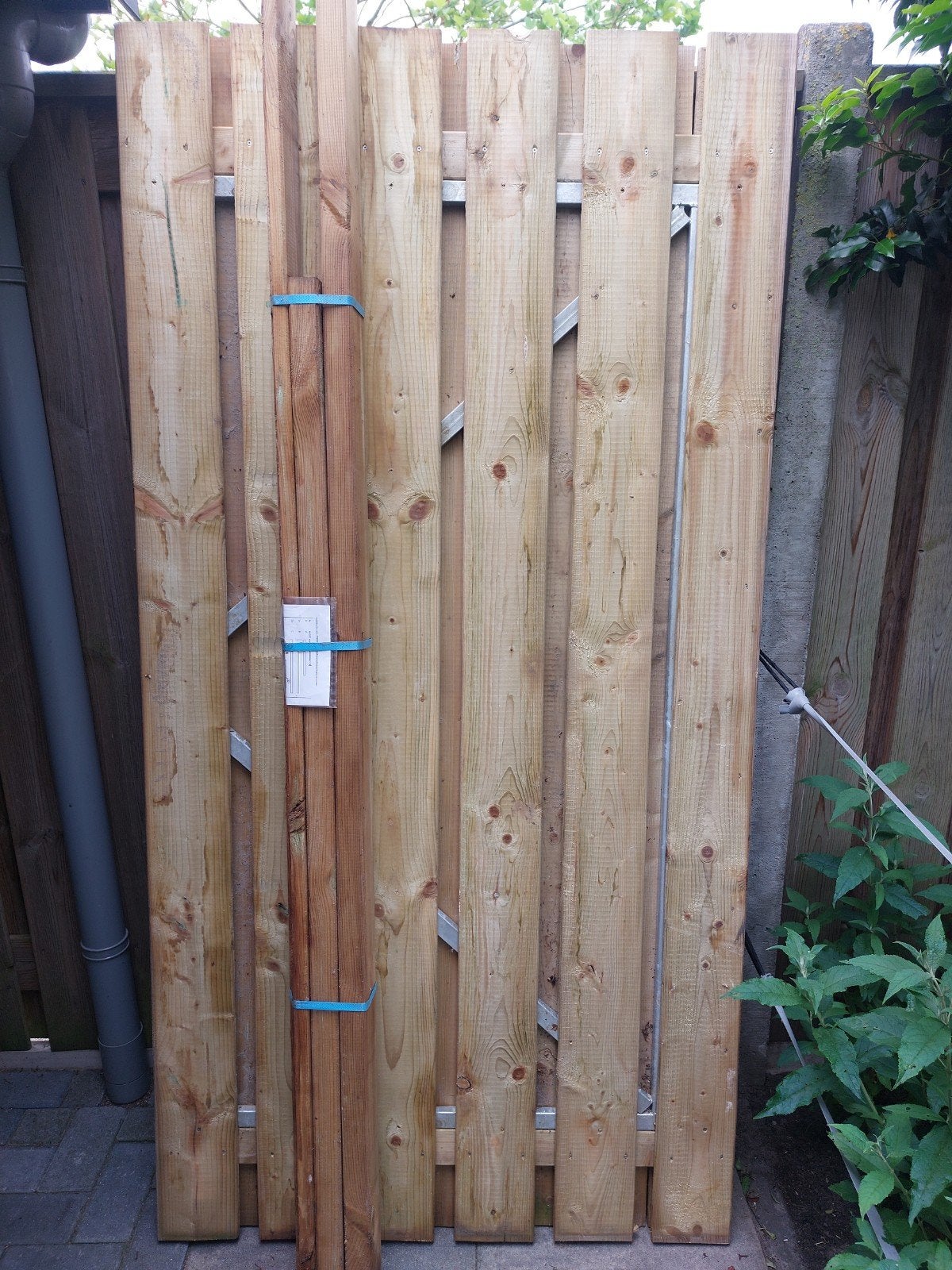 te koop schuttingdeur, Ophalen, Nieuw, Hout, Minder dan 3 meter