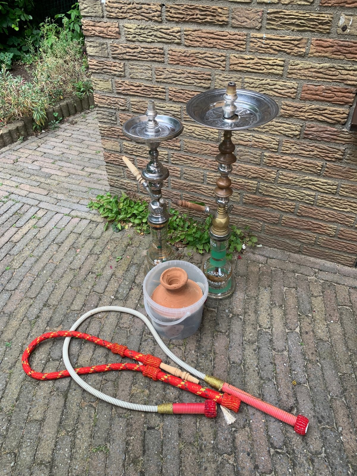 2 waterpijpen uit Egypte incl accessoires en tabak, Verzamelen, Rookartikelen, Aanstekers en Luciferdoosjes, Ophalen, Gebruikt