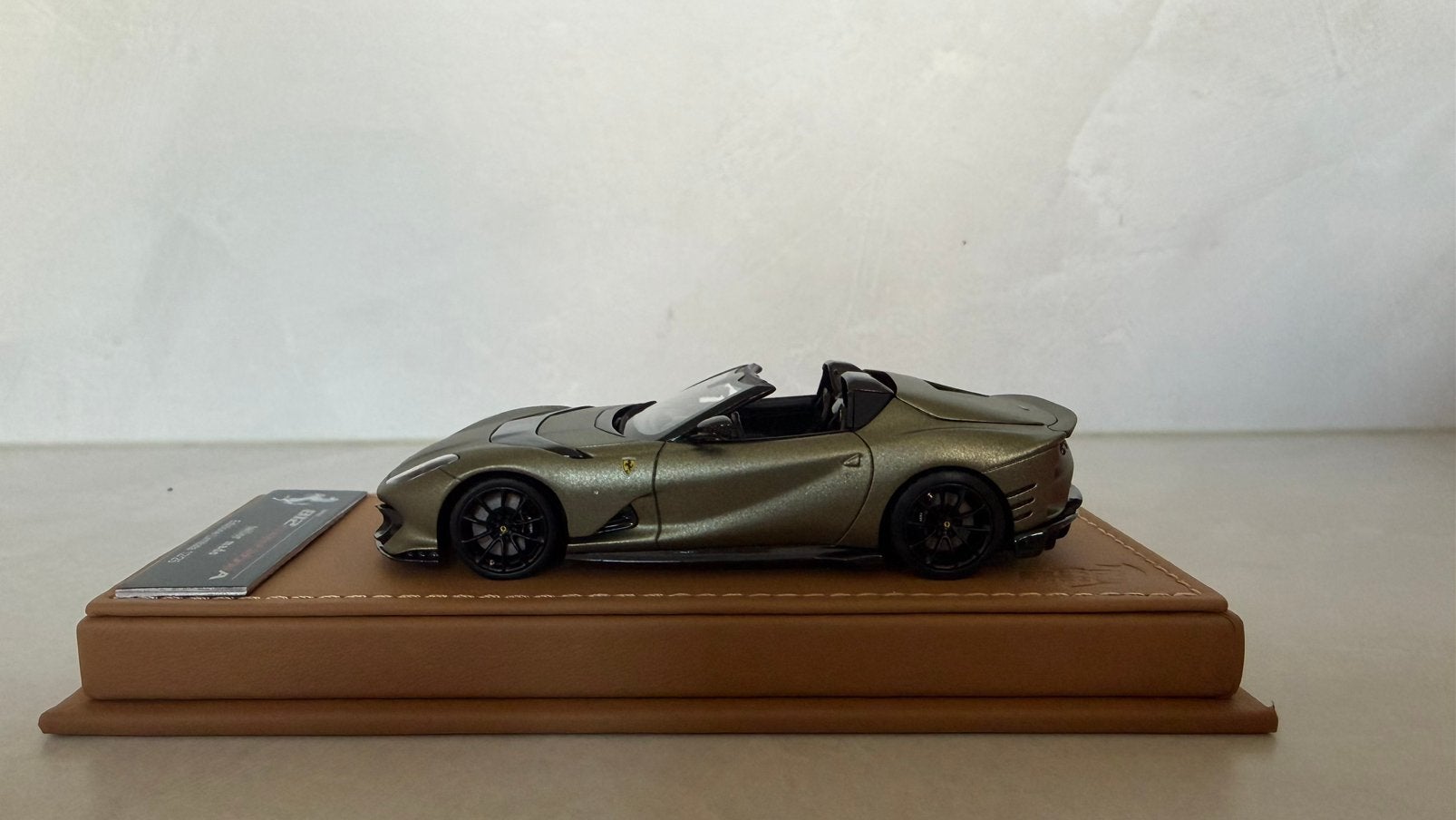 Ferrari 812 Competizione A 1/43 BBR Calsito Verde Manzoni, Hobby en Vrije tijd, Modelauto's | 1:43, Ophalen of Verzenden, Nieuw