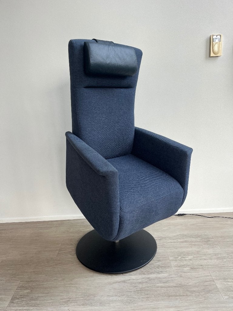 Prominent Toscana Sta-op Relaxfauteuil Blauwe Stof M/L, Ophalen, Zo goed als nieuw, Leer