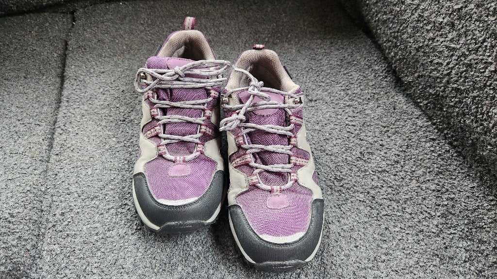 sportschoenen maat 39, Overige kleuren, Sportschoenen, Ophalen of Verzenden, Zo goed als nieuw