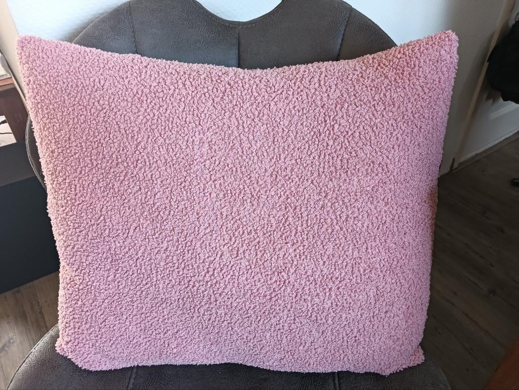 Roze kussen, incl dons binnenkussen, Ophalen, Zo goed als nieuw, Roze, Vierkant
