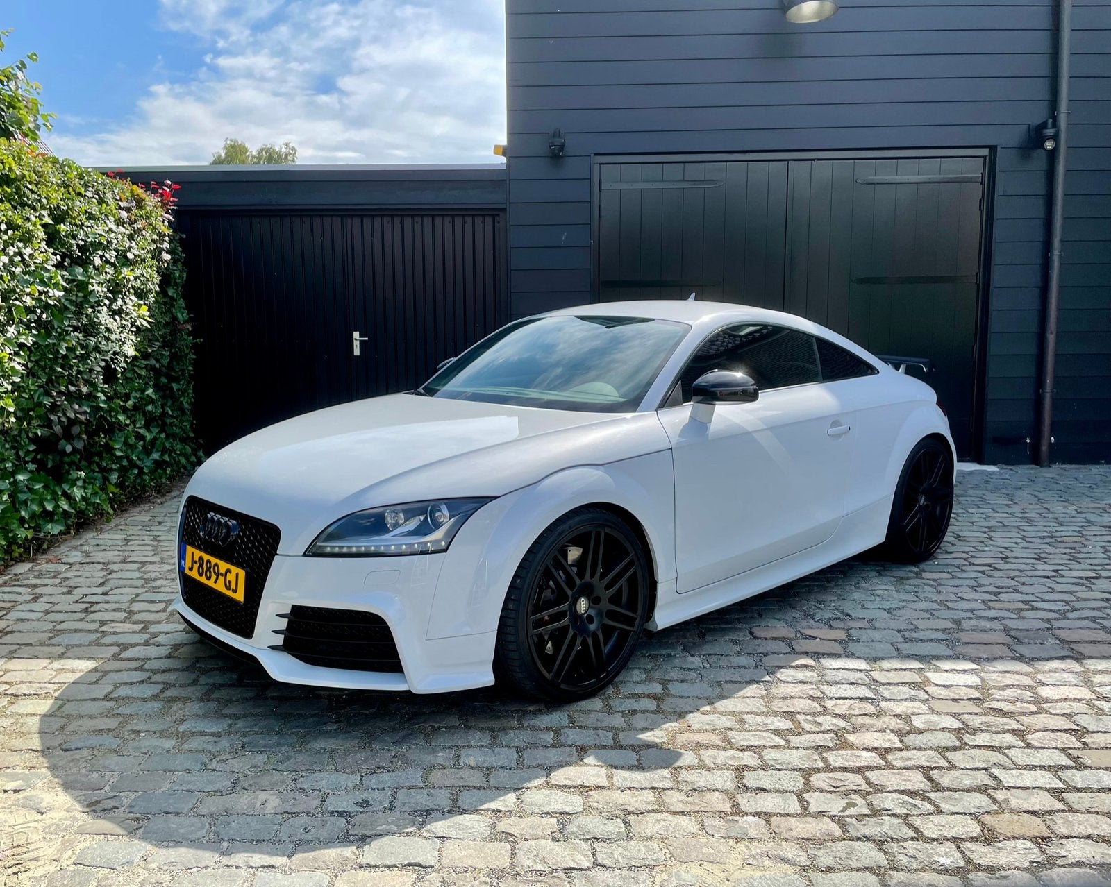 Audi TT 2.5 Tfsi Ttrs Coupe Quattro 2010 Grijs, TT, Zwart, 4 stoelen, 75 €/maand