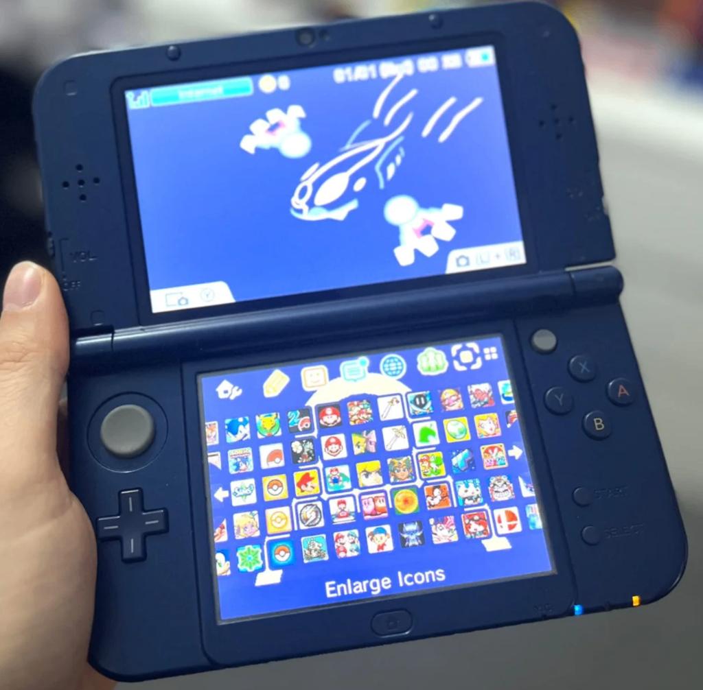 New Nintendo 3DS XL MetallicBlue Nieuwstaat+doos+evt Sky3DS+, Ophalen of Verzenden, Zo goed als nieuw, Blauw, 3DS