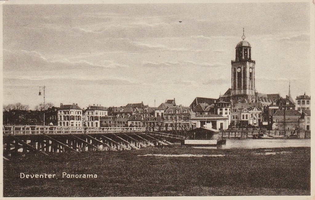 deventer- panorama met schipbrug 1937, Ophalen of Verzenden, 1920 tot 1940, Overijssel
