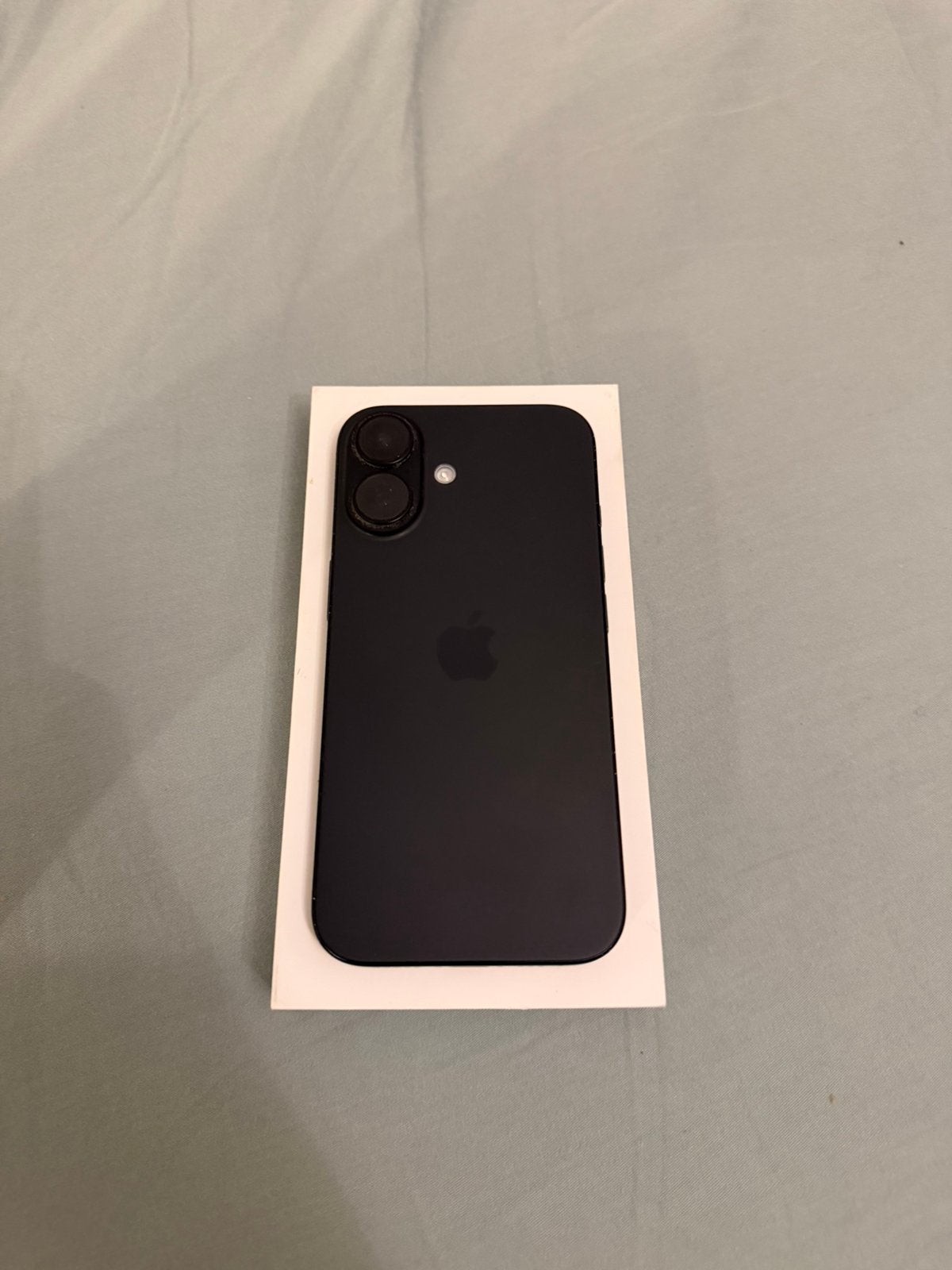 Iphone 16 128gb donkerblauw, Ophalen of Verzenden, Zo goed als nieuw, Blauw, 128 GB