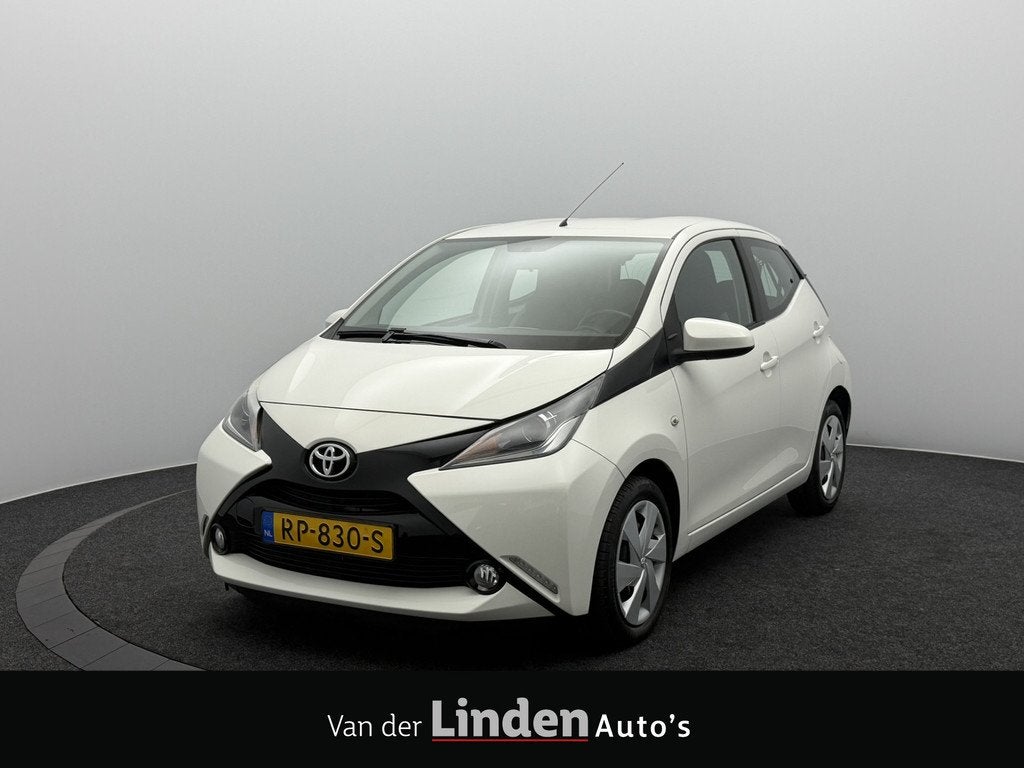 Toyota Aygo 1.0 VVT-i x-play | Cruise Control | Camera | Car, Stof, Gebruikt, Wit, Origineel Nederlands