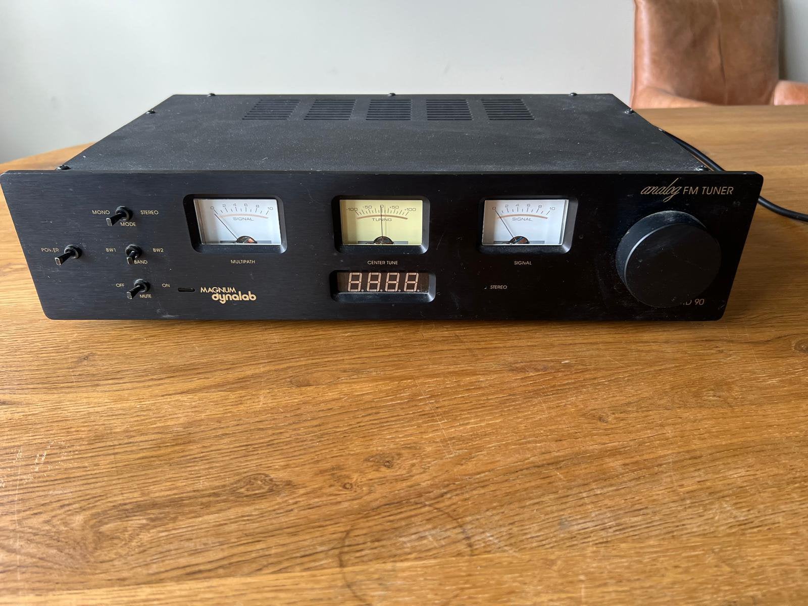 Agnum Dynlab MD 90 analoge FM tuner, Ophalen of Verzenden, Zo goed als nieuw, Overige merken