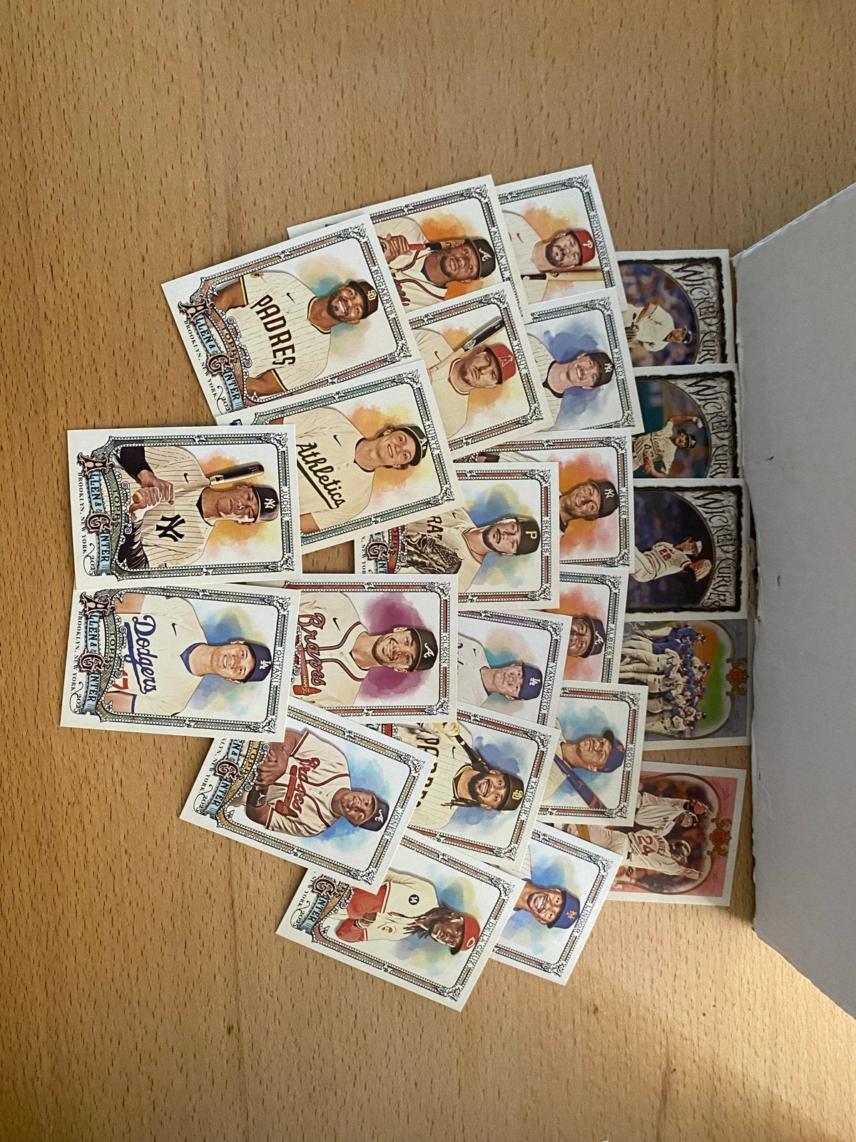 Topps Allen & Ginter Honkbal Trading Cards Bulk Set (1600+), Verzamelen, Sportartikelen en Voetbal, Gebruikt, Spelerskaart, Overige sporten