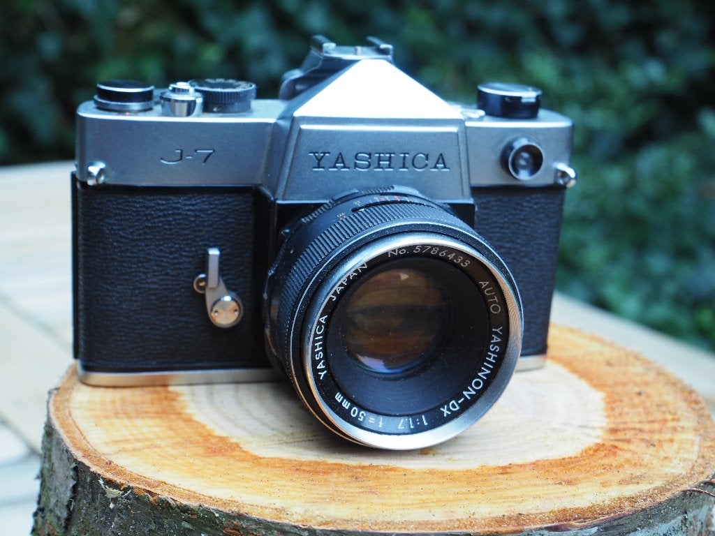Yashica J-7 met 1,7-50mm., Ophalen of Verzenden, 1960 tot 1980, Fototoestel