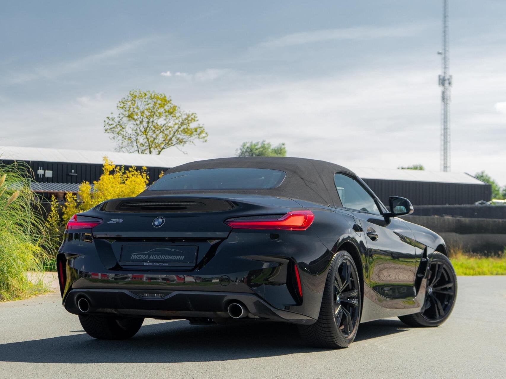 BMW Z4 Roadster sDrive30i High Executive|M-pakket|Camera|Stu, Auto's, BMW, Automaat, 1998 cc, Gebruikt, 4 cilinders