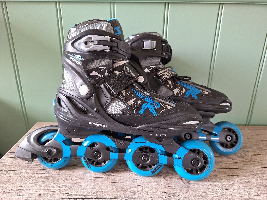 Skeelers, Sport en Fitness, Skeelers, Ophalen, Verstelbaar, Zo goed als nieuw, Inline skates 4 wielen