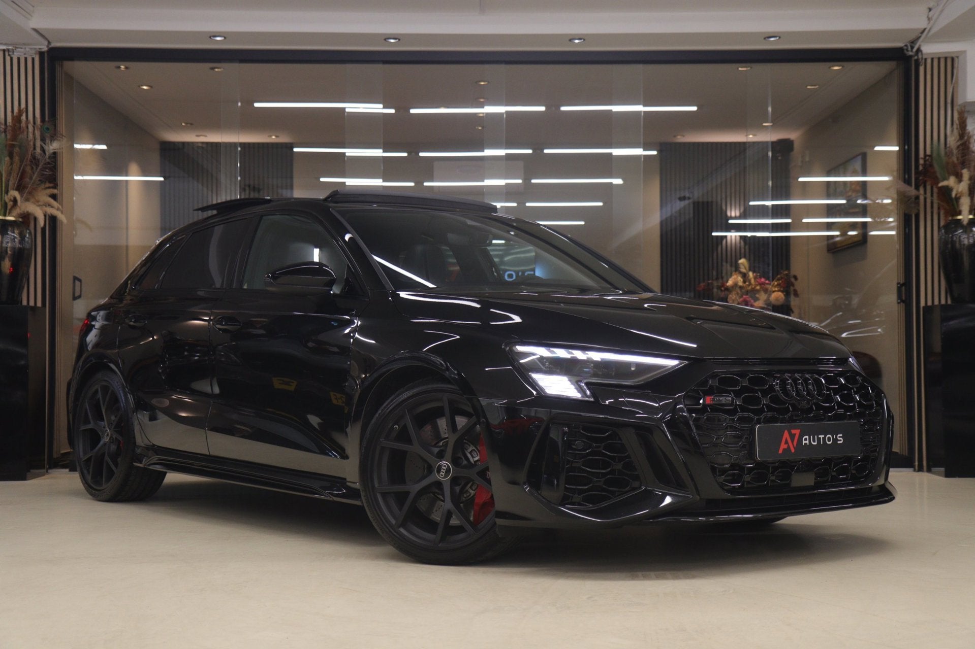 Audi RS3 Sportback 2.5 TFSI quattro PANO/400PK/PERFORMANCE/B, Auto's, Automaat, Gebruikt, RS3, Alcantara