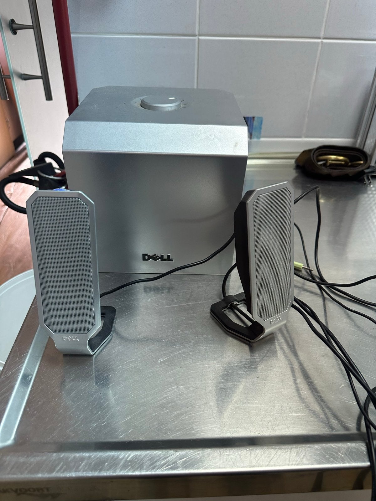 Dell A525 2.1 Luidsprekerset met Subwoofer, Computers en Software, Ophalen of Verzenden, Gebruikt, Audiokanaal 2.1