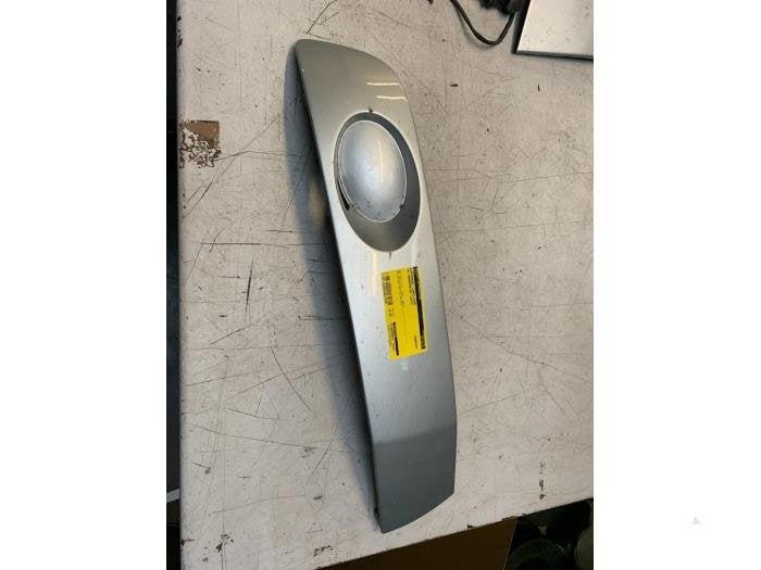 Bumperdeel links-voor van een Volkswagen Transporter (A7W), Gebruikt, -, Volkswagen, -