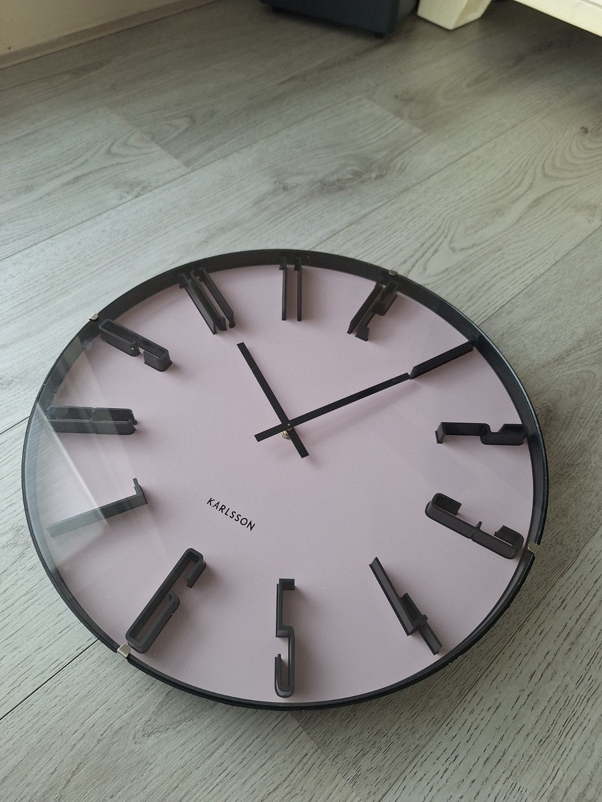 lichtroze karlson klok, Ophalen, Wandklok, Analoog, Zo goed als nieuw