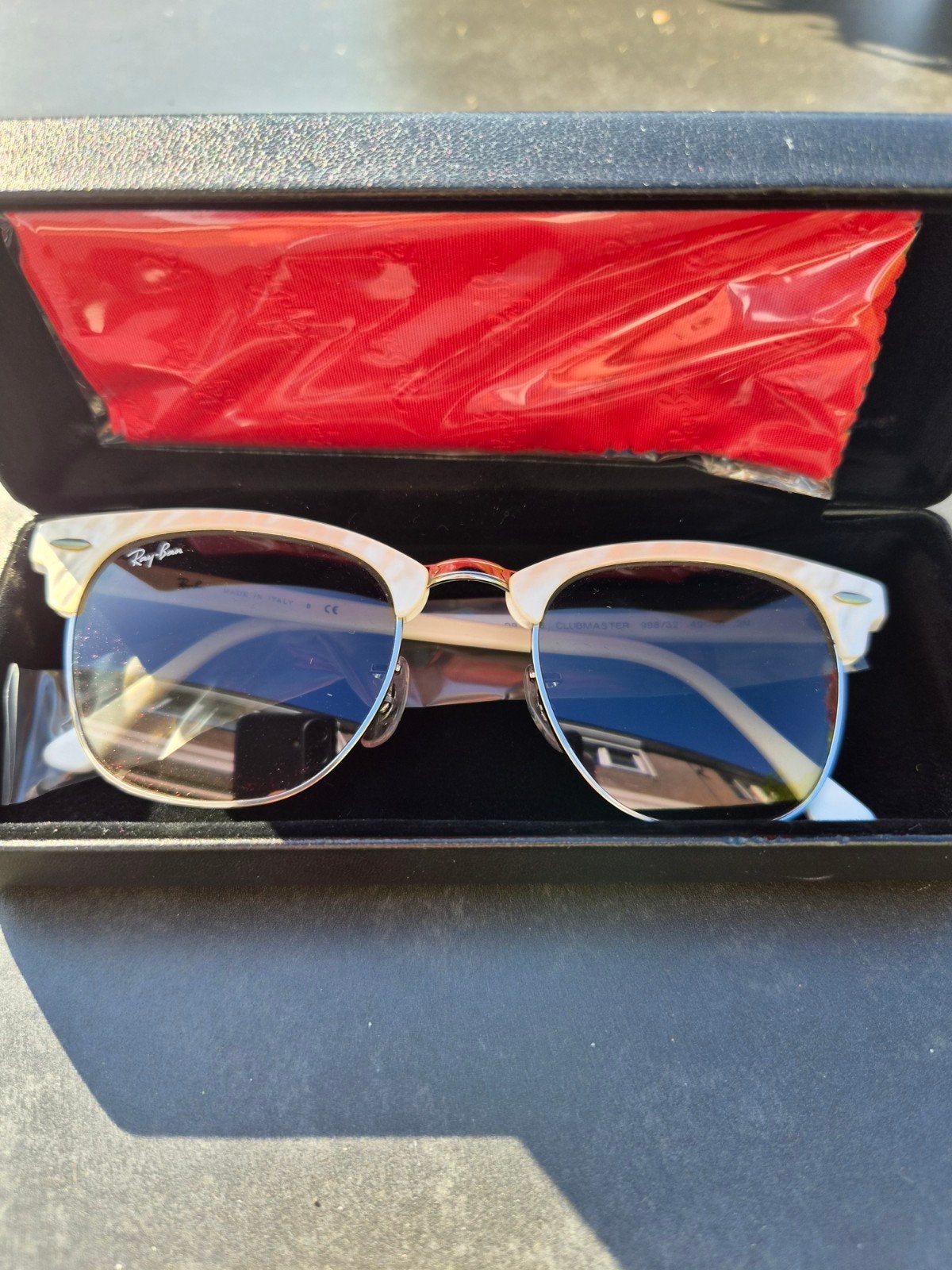 Ray-Ban Clubmaster Zonnebril RB 3016 parelmoer wit NIEUW, Zonnebril, Wit, Nieuw, Ophalen of Verzenden