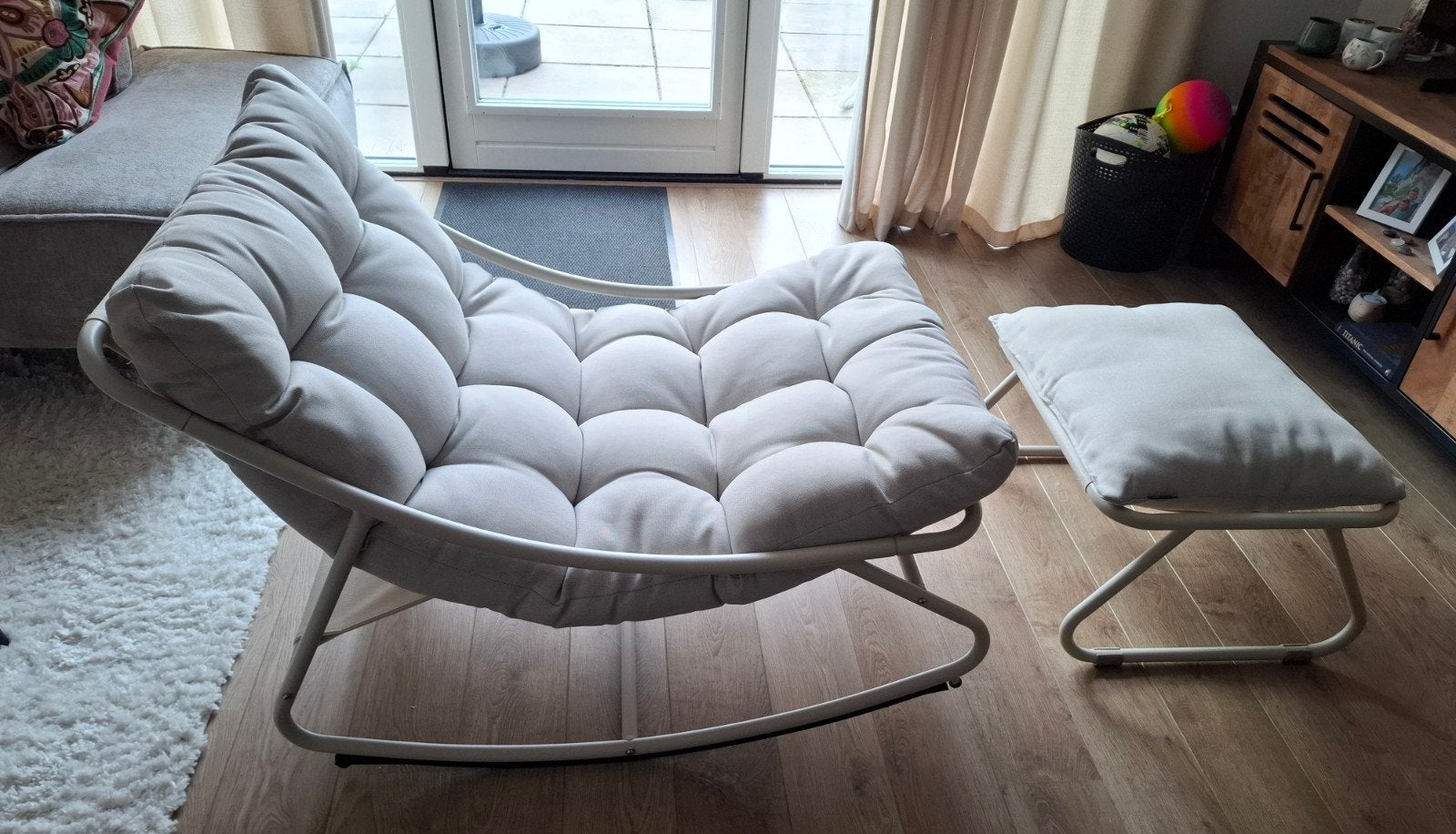 Schommelstoel met voetenbankje - Zo goed als nieuw, Tuin en Terras, Ophalen, Zo goed als nieuw