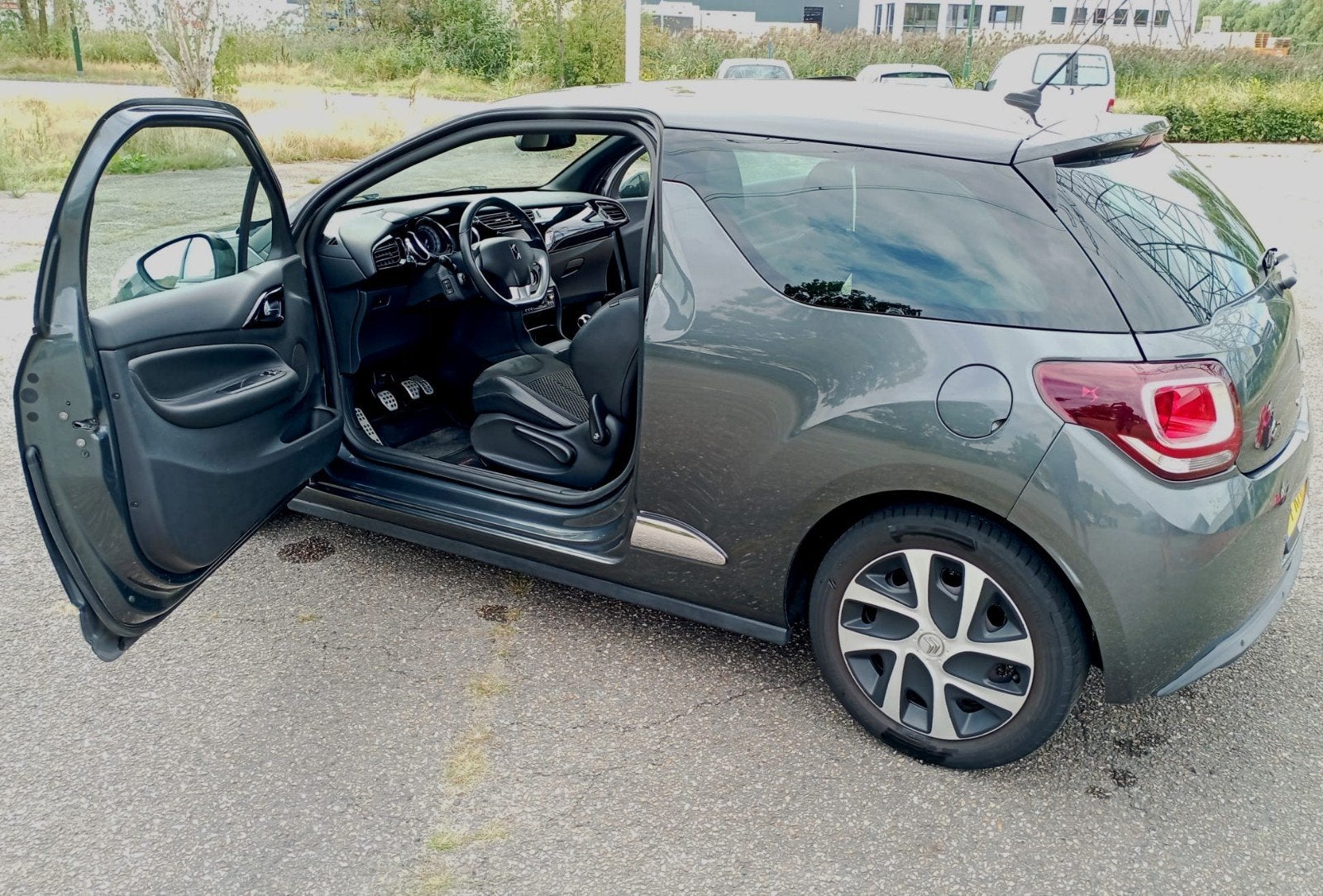 Citroën DS3 1.2 VTI 2013 Grijs