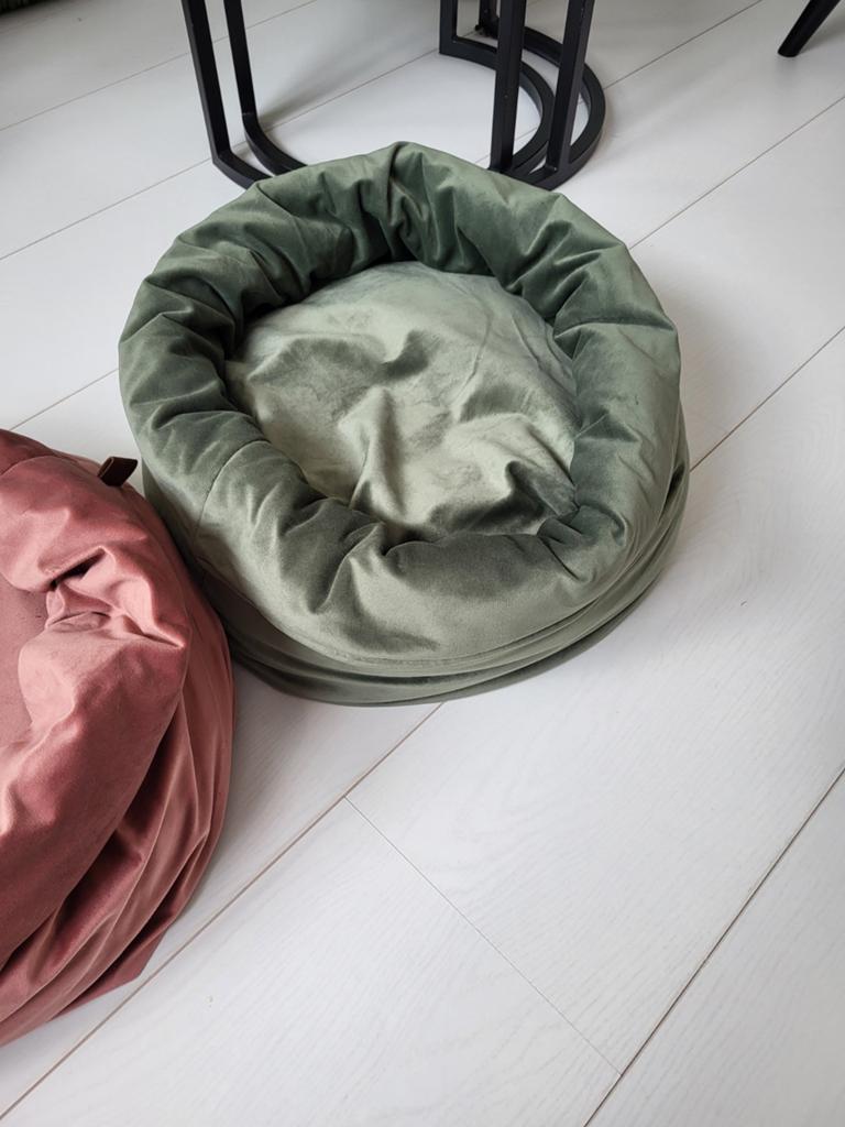 Te koop " design by Lotte" kattenmanden, Ophalen of Verzenden, Zo goed als nieuw