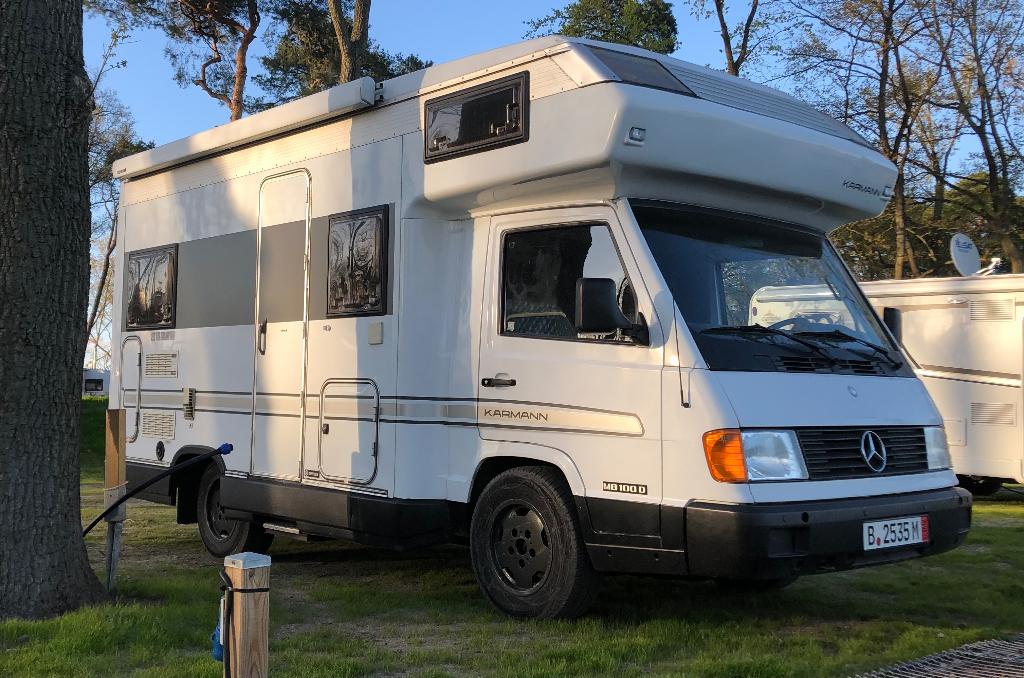 Mercedes MB100 Karmann Camper (1993), Caravans en Kamperen, Campers, Luifel, Alkoof, Reservewiel, Particulier