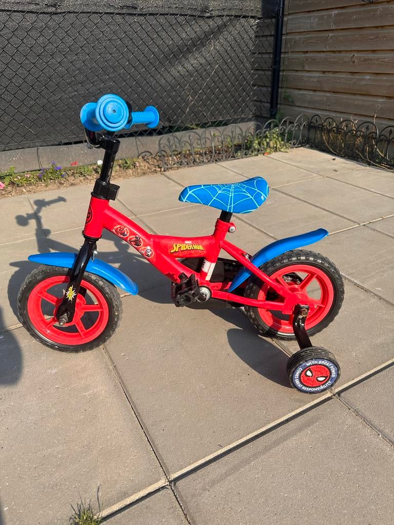 Spiderman kinderfiets met zijwieltjes 10 inch, Fietsen en Brommers, Fietsen | Kinderfietsjes, Ophalen, Terugtraprem, Zijwieltjes