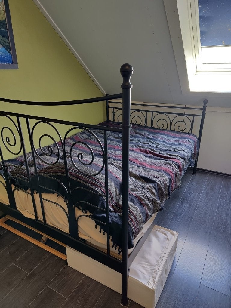 Bed - metalen frame 140 cm x 200 cm, Ophalen, Zwart, Tweepersoons, 140 cm