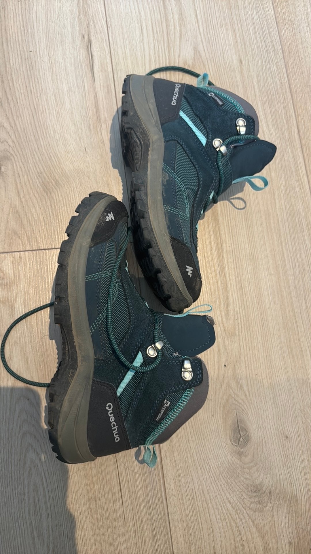 Quechua hiking shoes women EU 39, Kleding | Dames, Ophalen of Verzenden, Zo goed als nieuw, Sneakers of Gympen