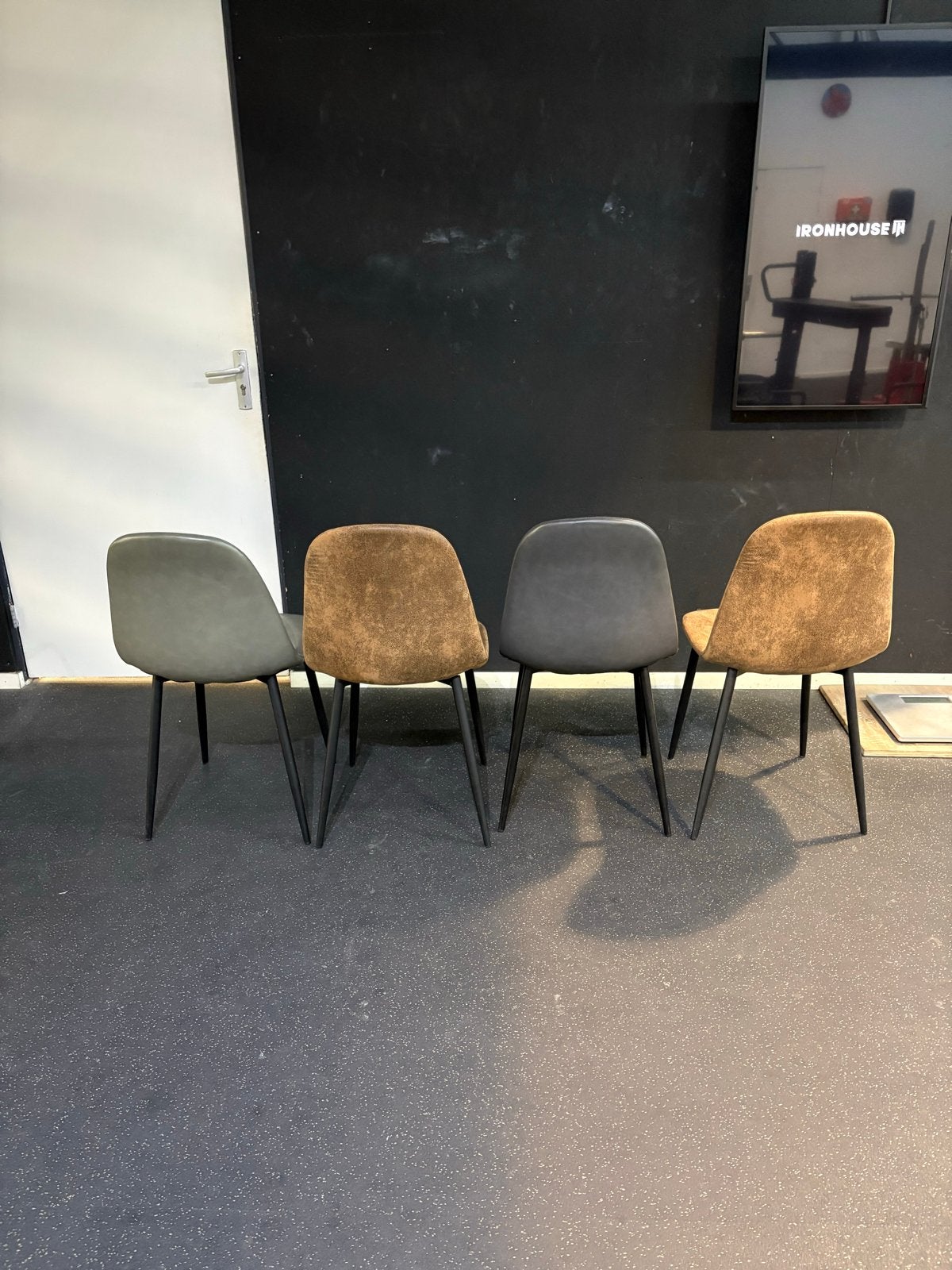 4x SKLUM Kunstleren Eetkamerstoelen - Zo goed als nieuw, Ophalen, Overige kleuren, Leer, Zo goed als nieuw
