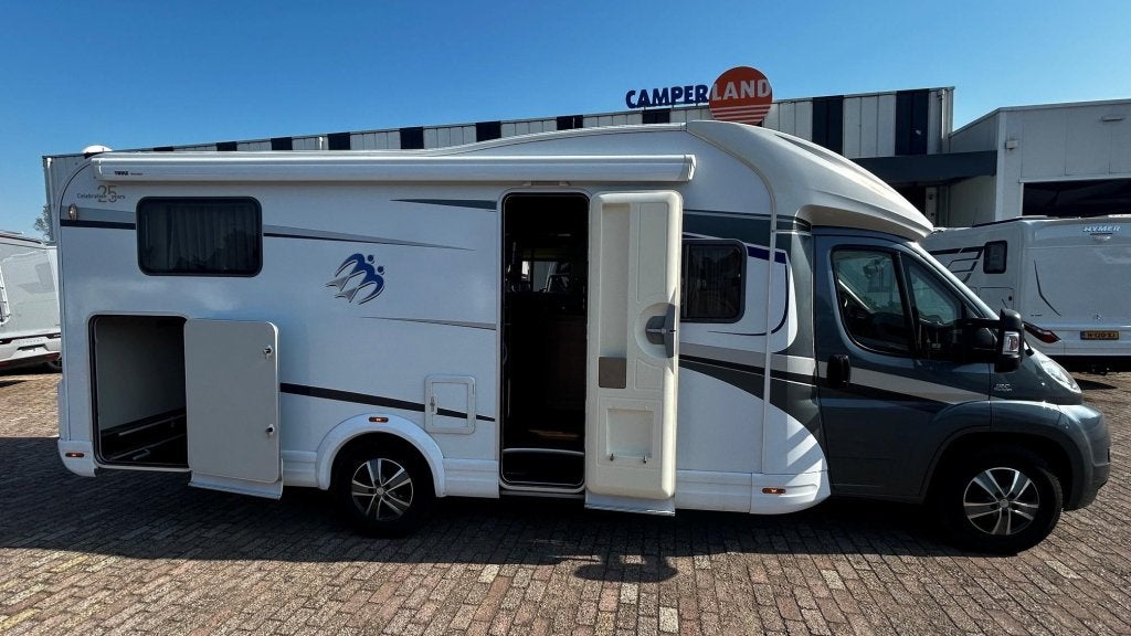 Knaus Sky Wave 700 MEG Celebration. Hefbed, 5e zitplaats, Ringverwarming, Fiat, 7 tot 8 meter, Bedrijf