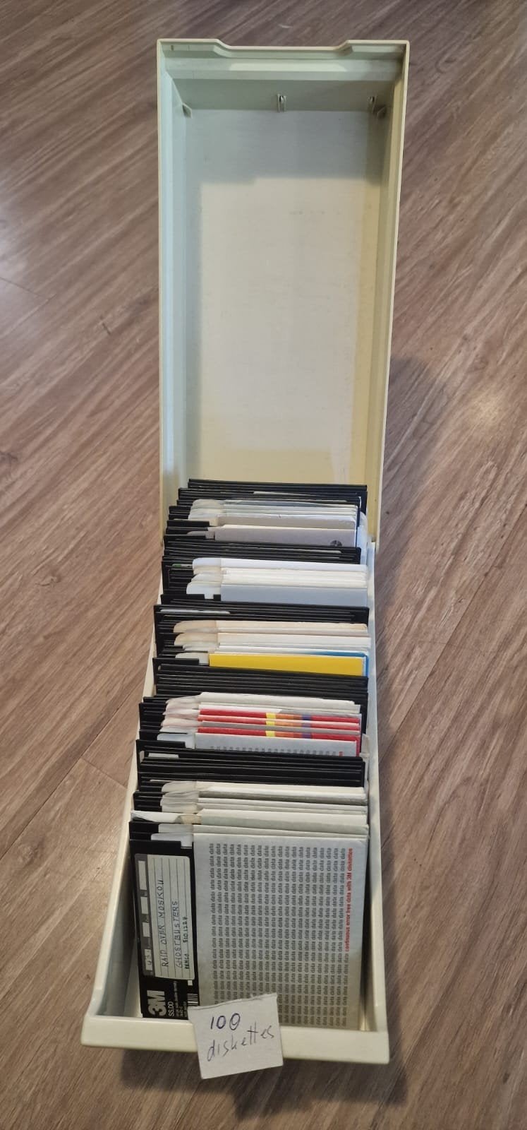 100 Commodore 64 diskettes vol met software games, Computers en Software, Vintage Computers, Ophalen of Verzenden, Commodore C 64