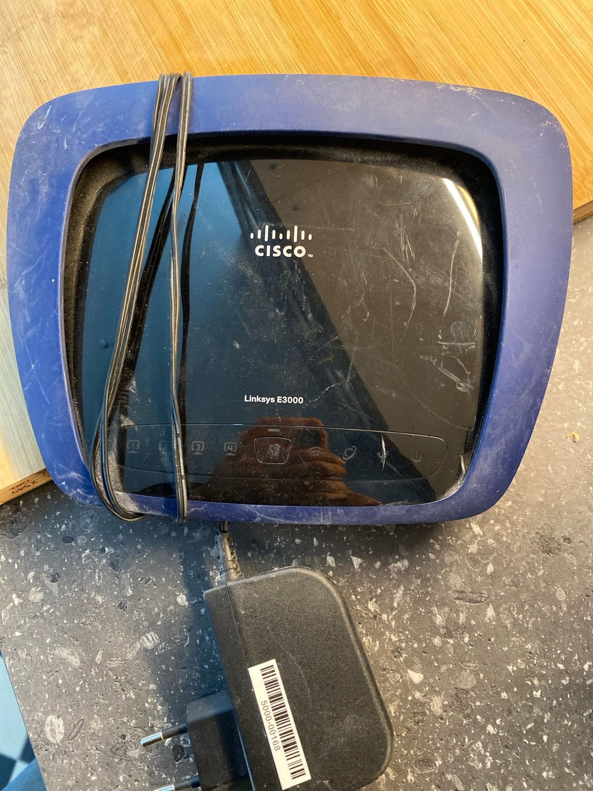 Linksys E3000 Dual-Band Wireless-N Router met 4 Gigabit Poor, Computers en Software, Accesspoints, Ophalen, Gebruikt