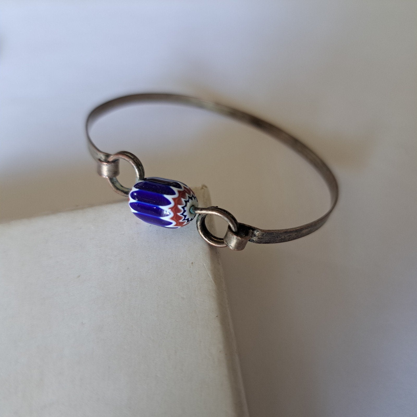 oud vintage armbandje met antieke glas kraal, Sieraden, Tassen en Uiterlijk, Antieke sieraden, Verzenden, Overige materialen, Armband