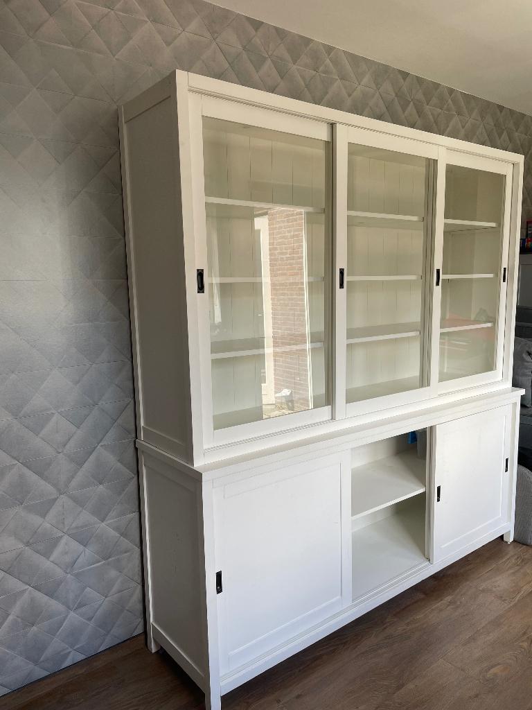 Witte kast, Ophalen, 200 cm of meer, 200 cm of meer, 25 tot 50 cm