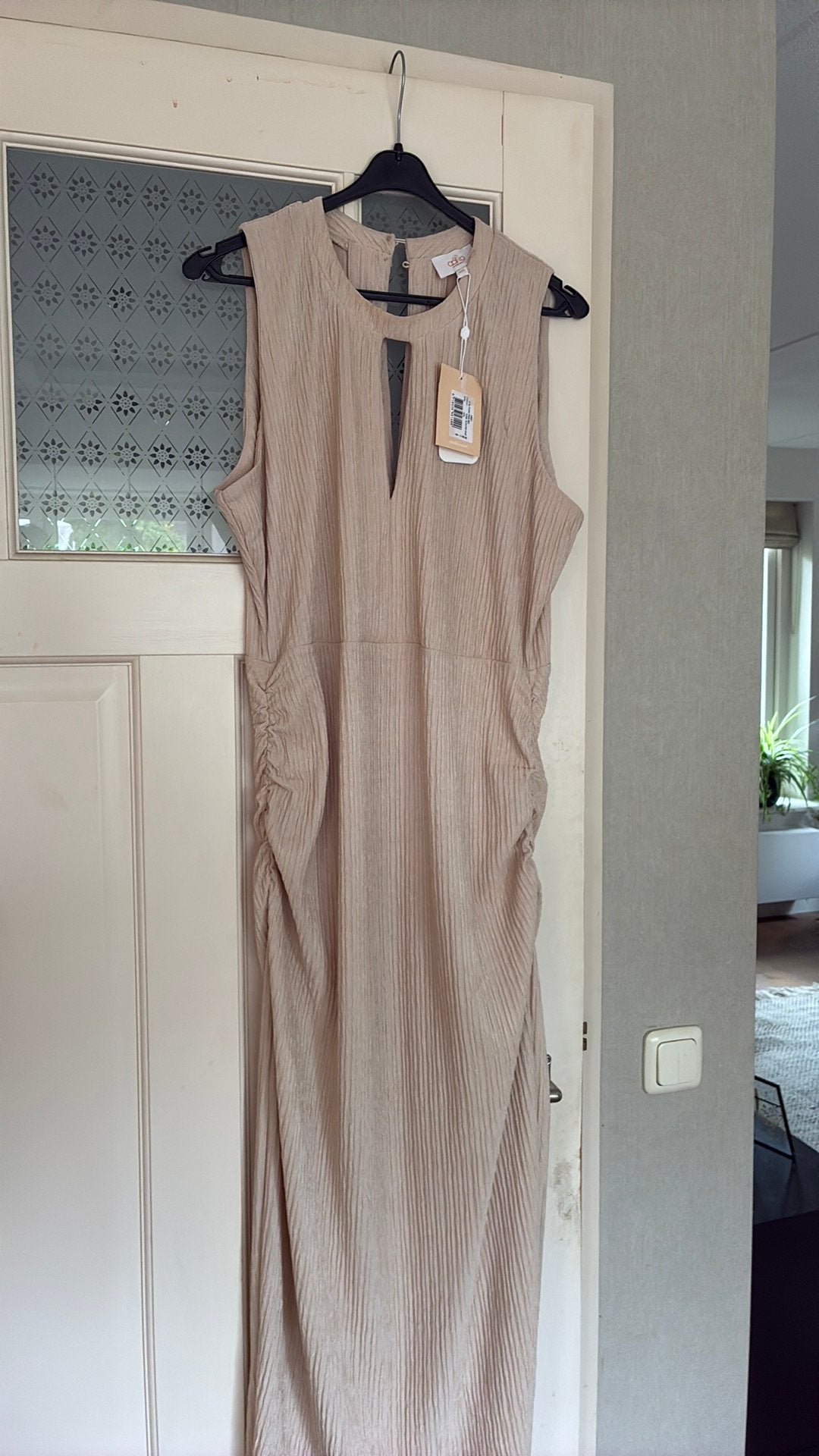 Jurk nieuw merk Aaiko, Beige, Maat 46/48 (XL) of groter, Nieuw, Ophalen of Verzenden