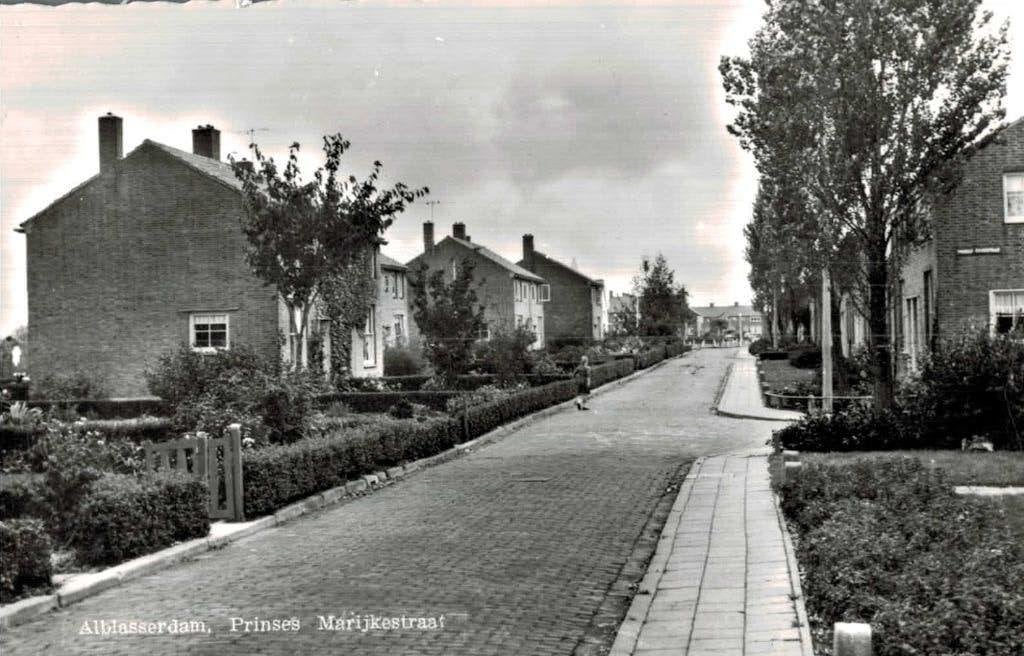 1960 ALBLASSERDAM  Prinses Marijkestraat, Ophalen of Verzenden, 1960 tot 1980, Gelopen, Zuid-Holland