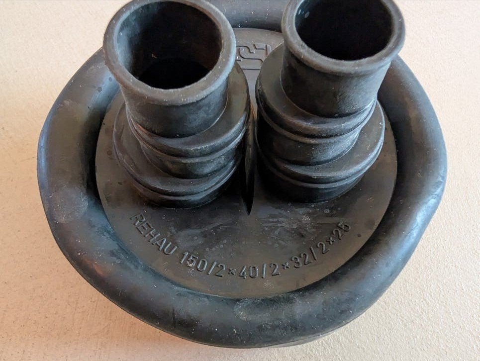 Rehau rubberen eindkap 150mmø 2x 25/32/40mmø nieuw, Overige materialen, Overige typen, Nieuw, Ophalen of Verzenden