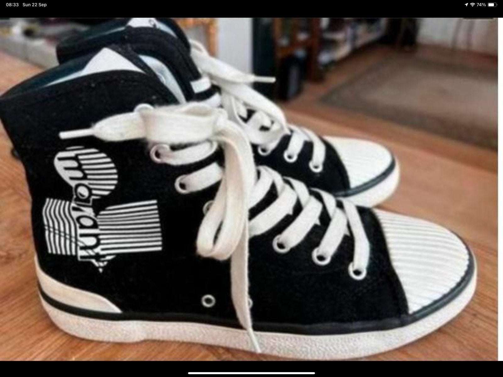 Isabel Marant hoge sneakers - maat 37, Kleding | Dames, Ophalen of Verzenden, Zo goed als nieuw, Zwart, Sneakers of Gympen