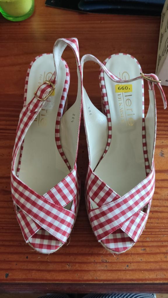 Rood-wit geruite sleehak 50-er jaren, Ophalen of Verzenden, Nieuw, Rood, Espadrilles of Moccasins