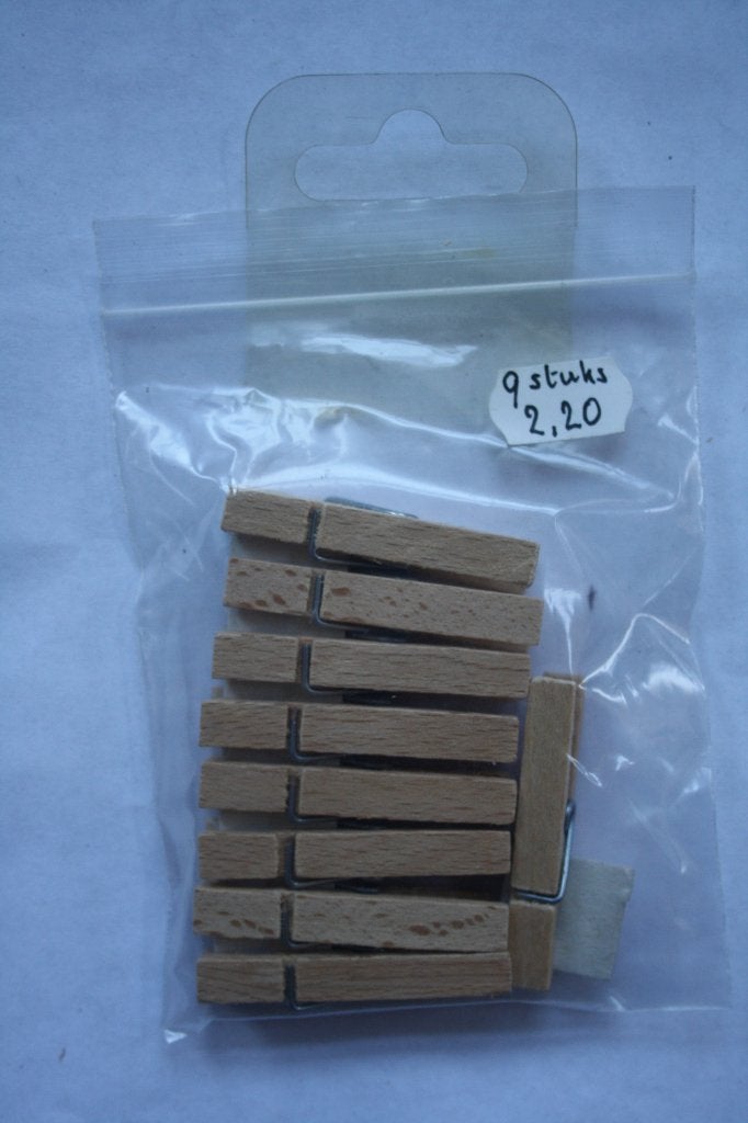 1 zakje a 9 st. wasknijpers klein, Overige thema's, Nieuw, Knutselmateriaal, Hout