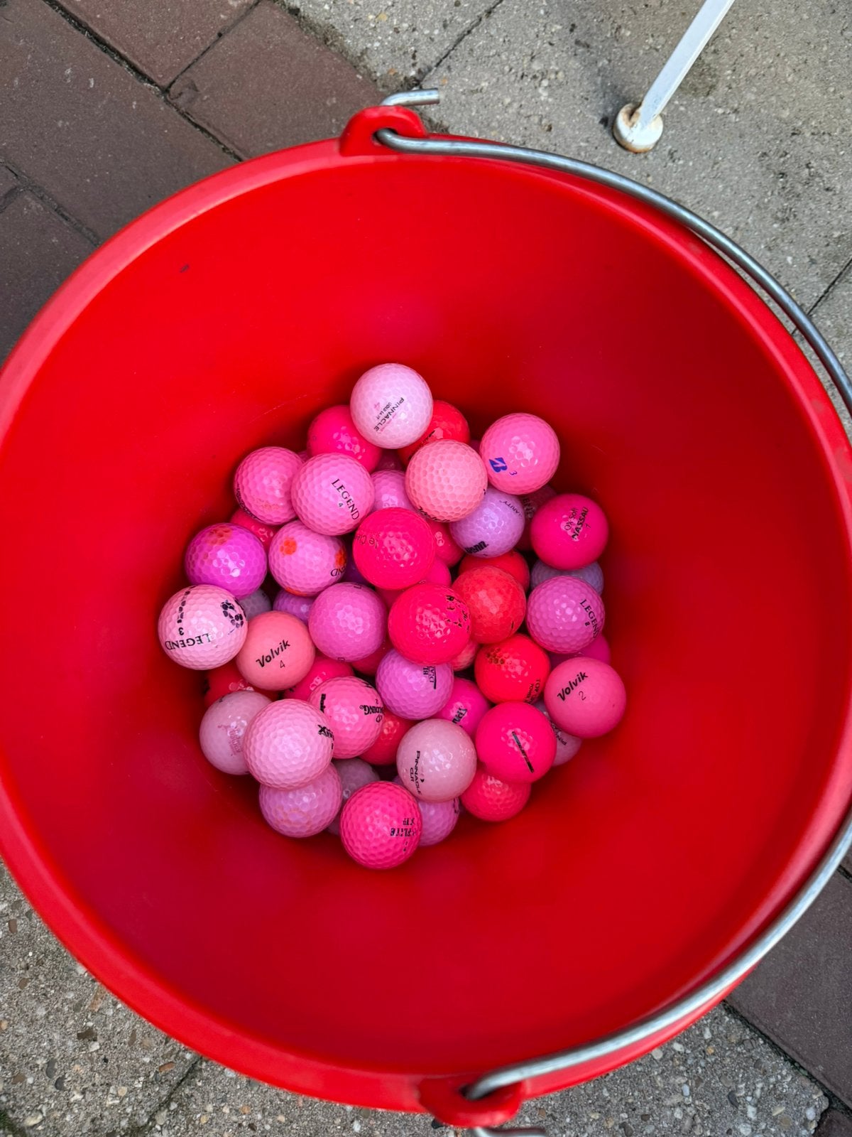 74 roze golfballen, Overige merken, Gebruikt, Bal(len), 6603EB