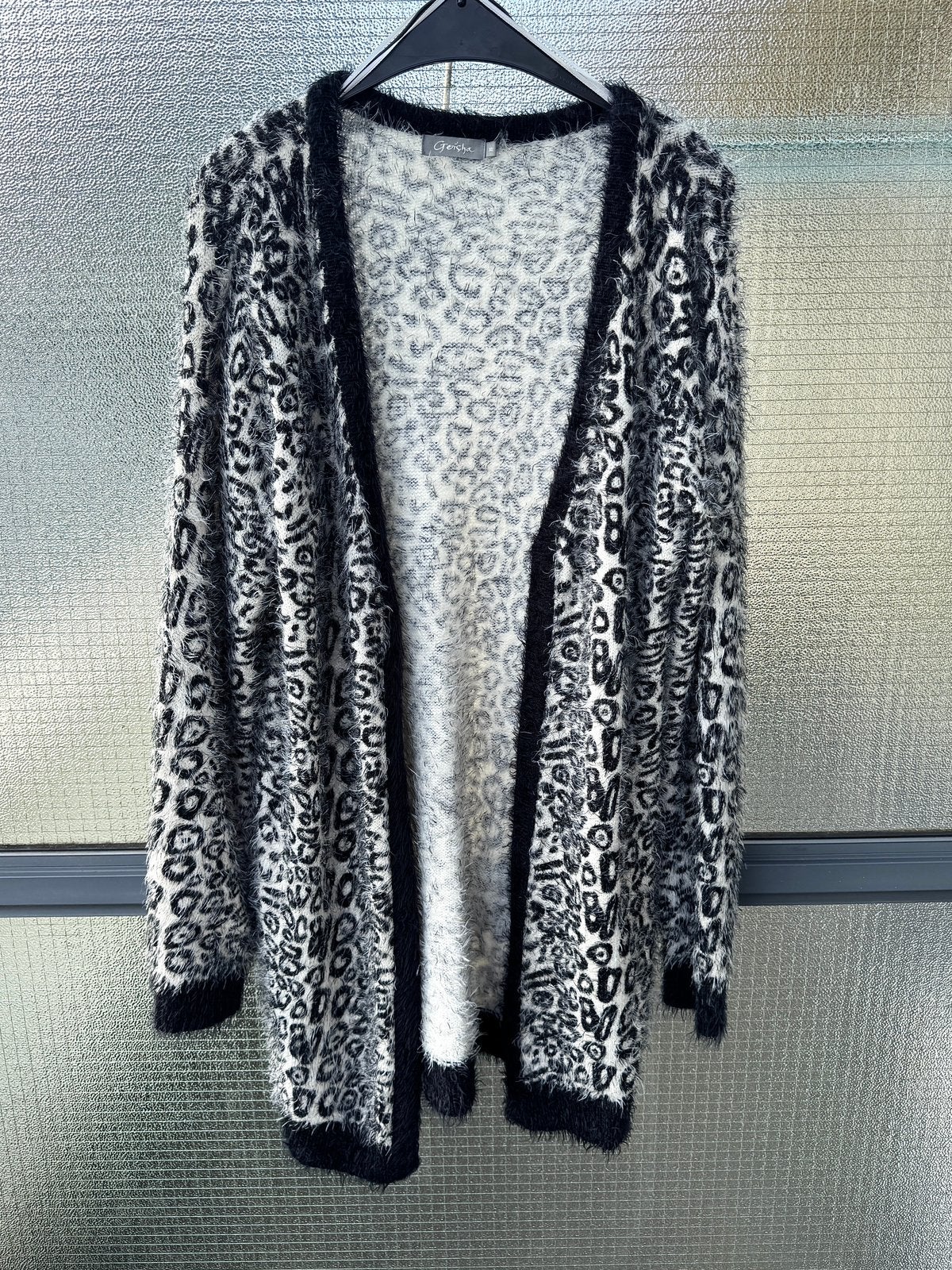 Lang harig panterprint vest van Geisha maat XL fluffy, Geisha, Zwart, Maat 46/48 (XL) of groter, Ophalen of Verzenden